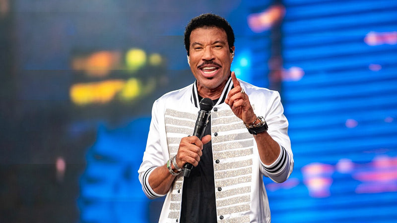 LIONEL RICHIE.