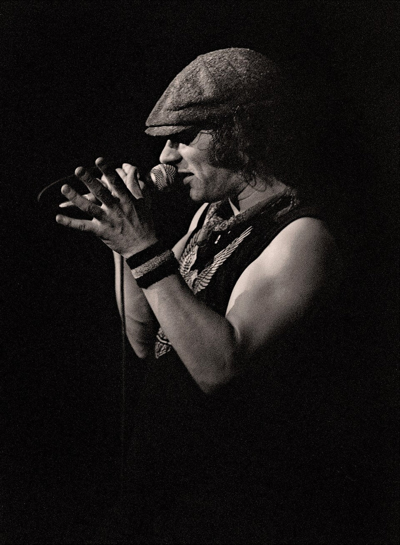 AC/DC.