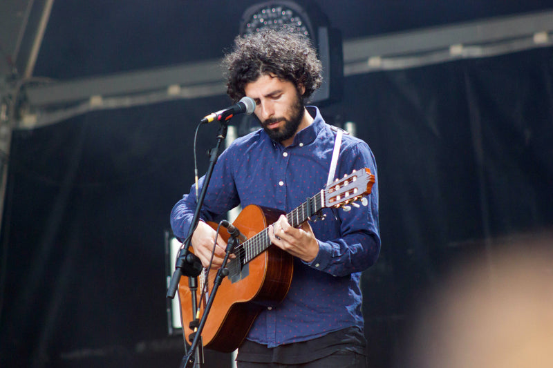 JOSÉ GONZÁLEZ.
