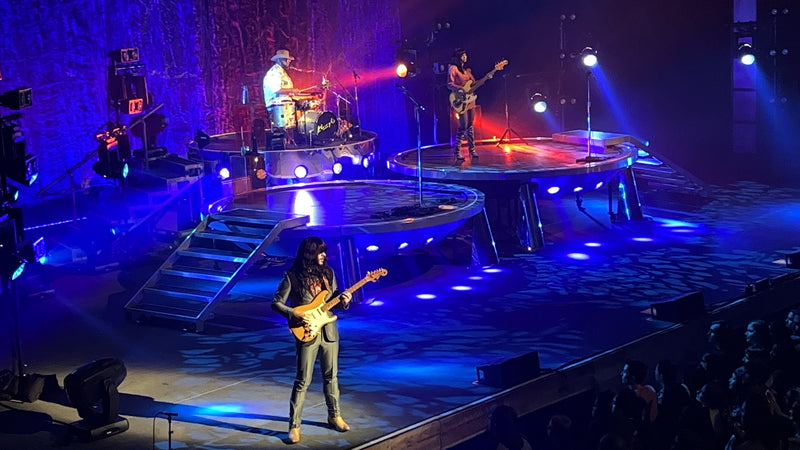 KHRUANGBIN.