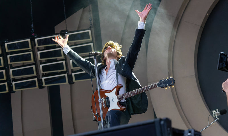 ARCTIC MONKEYS.