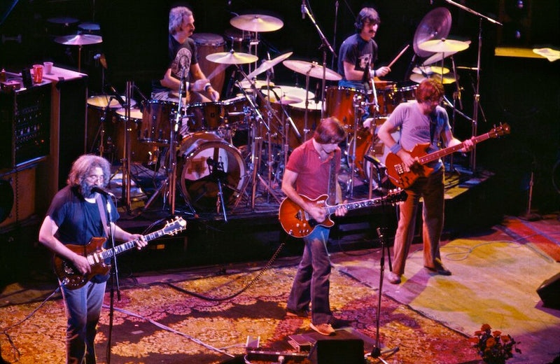 GRATEFUL DEAD.