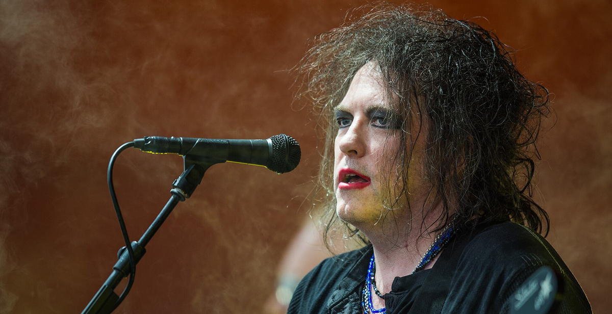 Robert Smith van The Cure tijdens Roskilde Festival in 2012