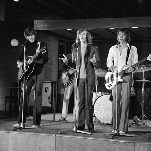 BEE GEES.