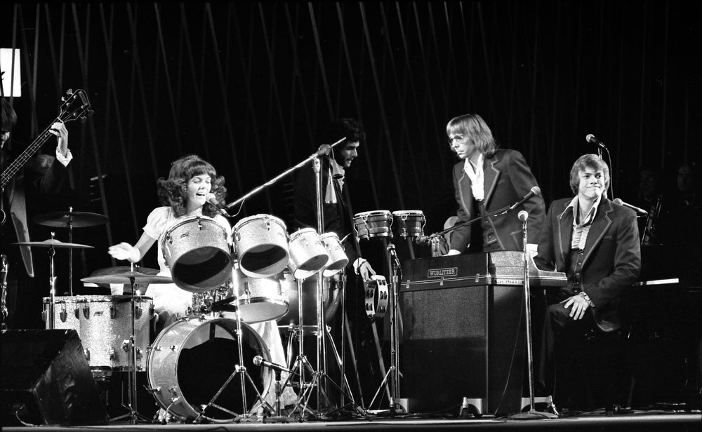Karen en Richard Carpenter op het podium van het Greek Theatre
