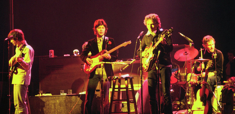 BLOOD ON THE TRACKS. (Bob Dylan)