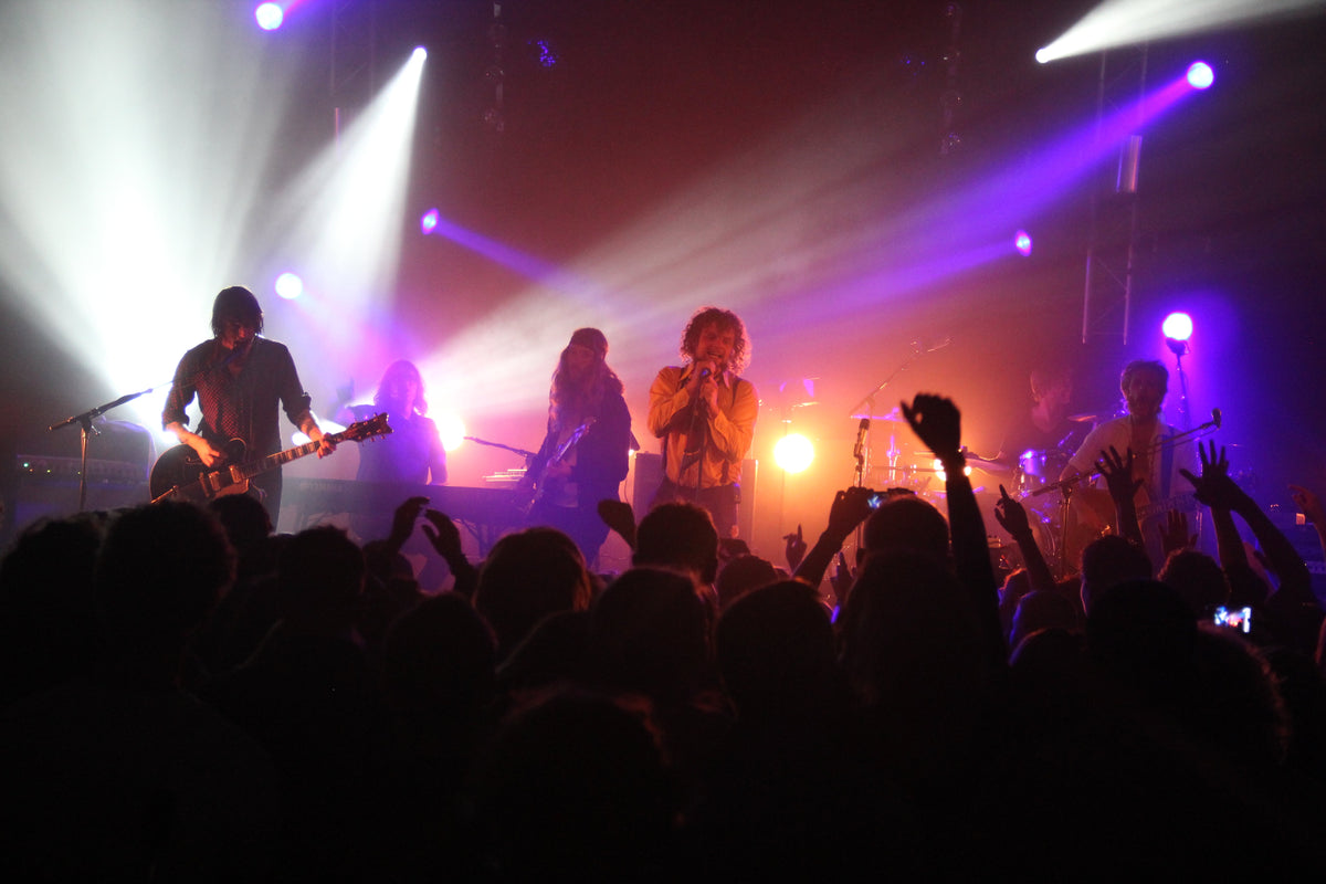 DI-RECT live op het podium