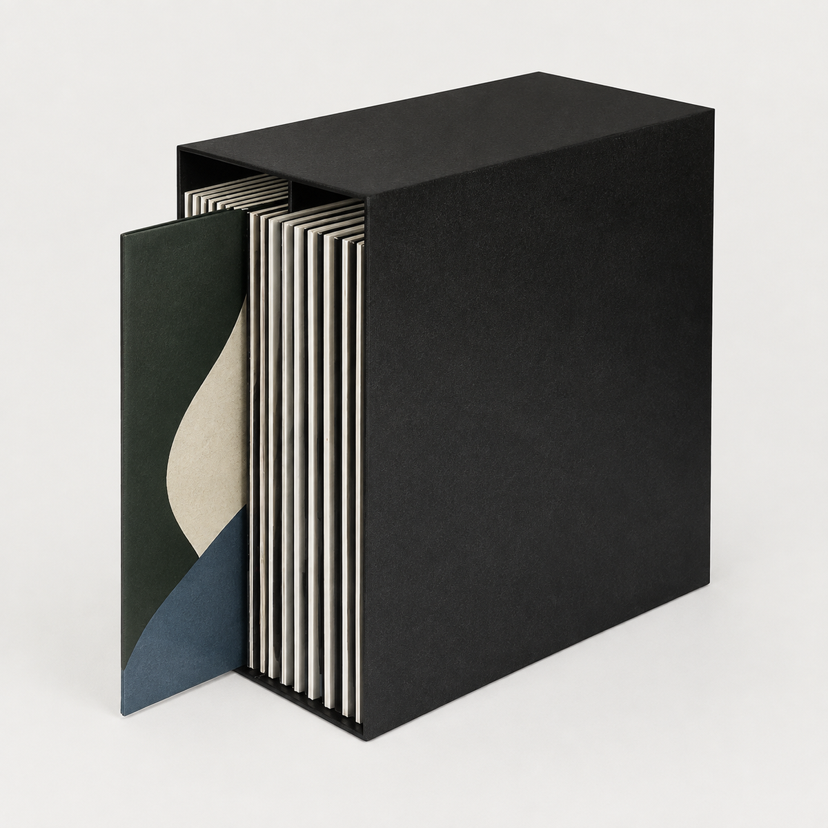 Modulaire zwarte vinylbox gevuld met platen