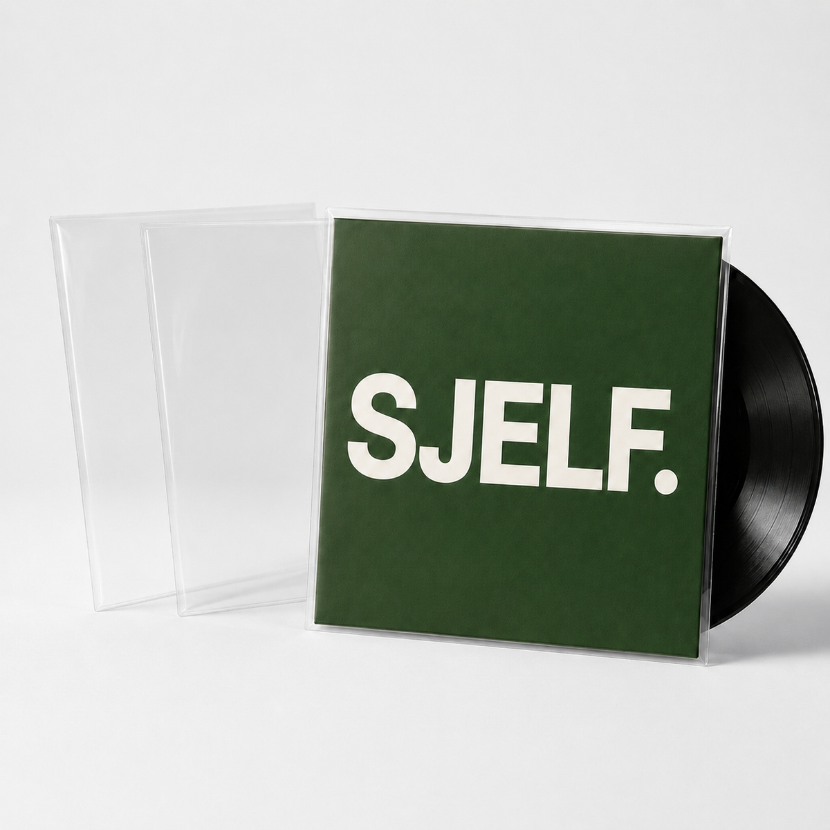 Overzicht van transparante vinyl beschermhoezen met beschermde albumhoes