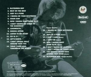Ramones – Ramones(Exp.&Remastered) | 0081227430627 | extra productbeeld