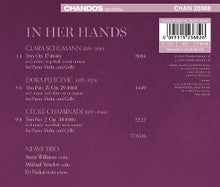 Neave Trio – In Her Hands | 0095115236826 | extra productbeeld