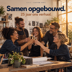 Voorkant van de hoes: Samen opgebouwd.